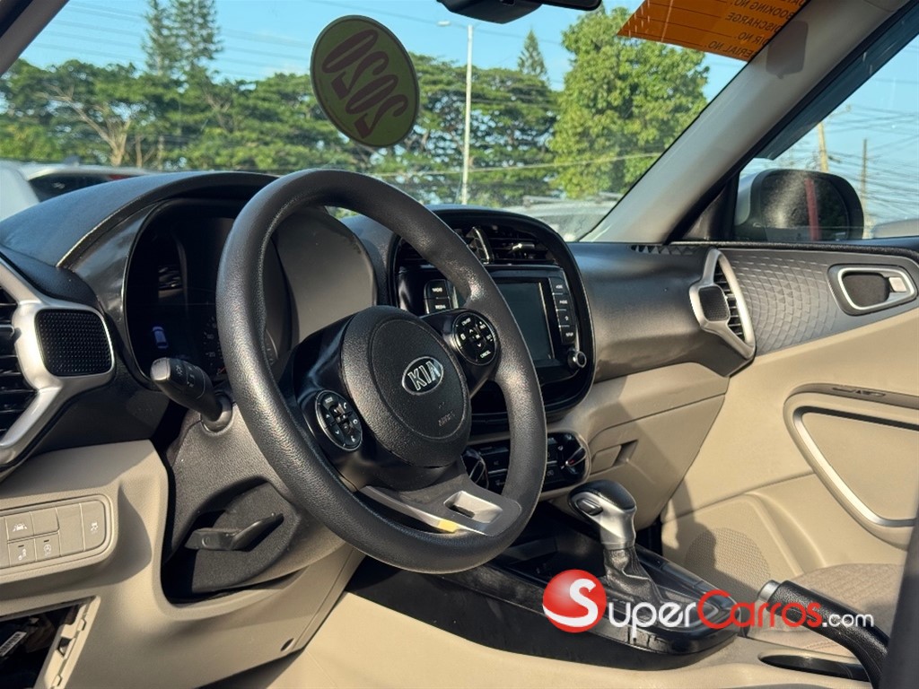 2020 Kia Soul — foto 7 / 11