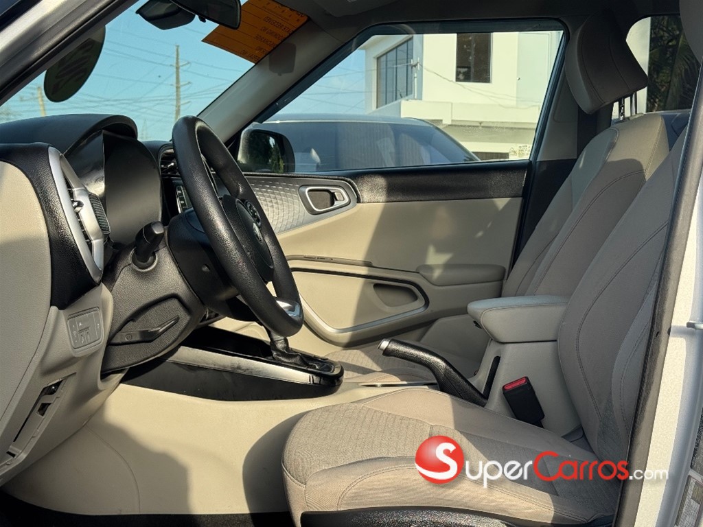 2020 Kia Soul — foto 8 / 11