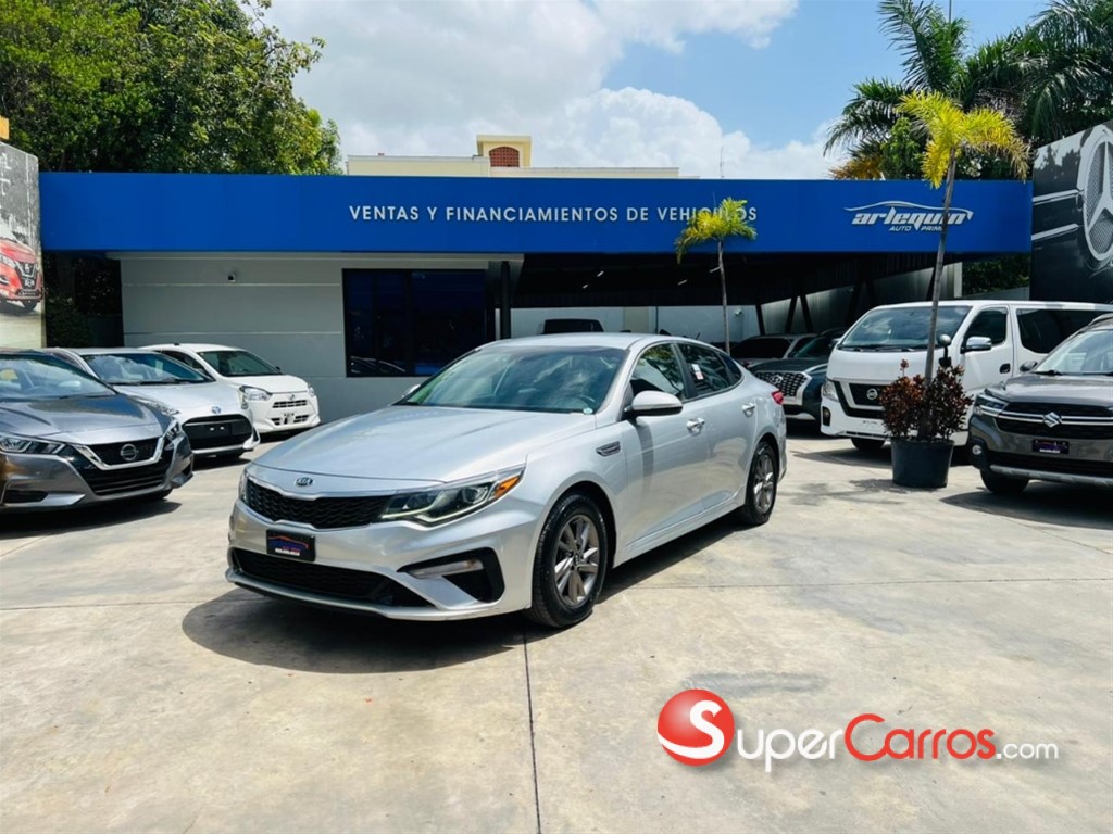 2020 Kia Optima FE — foto 4 / 12
