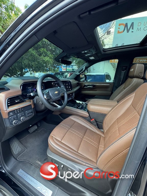 2025 Chevrolet Tahoe Highcountry — foto 4 / 12