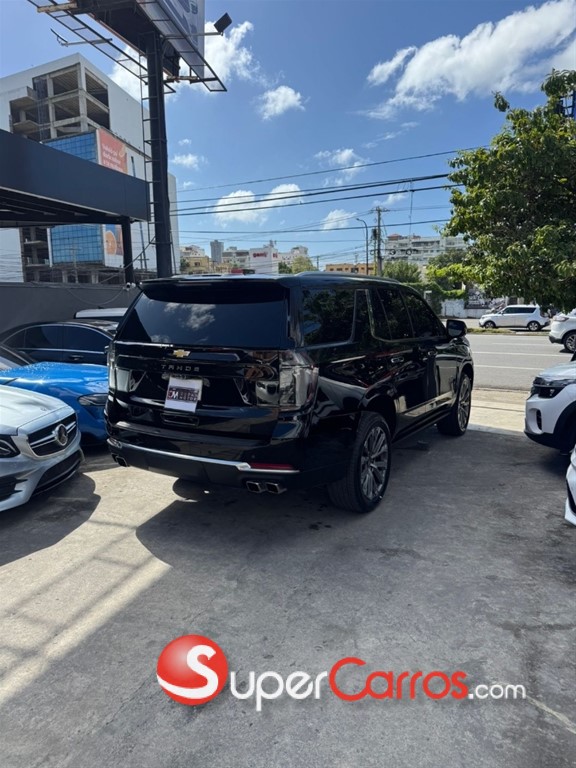 2025 Chevrolet Tahoe Highcountry — foto 11 / 12
