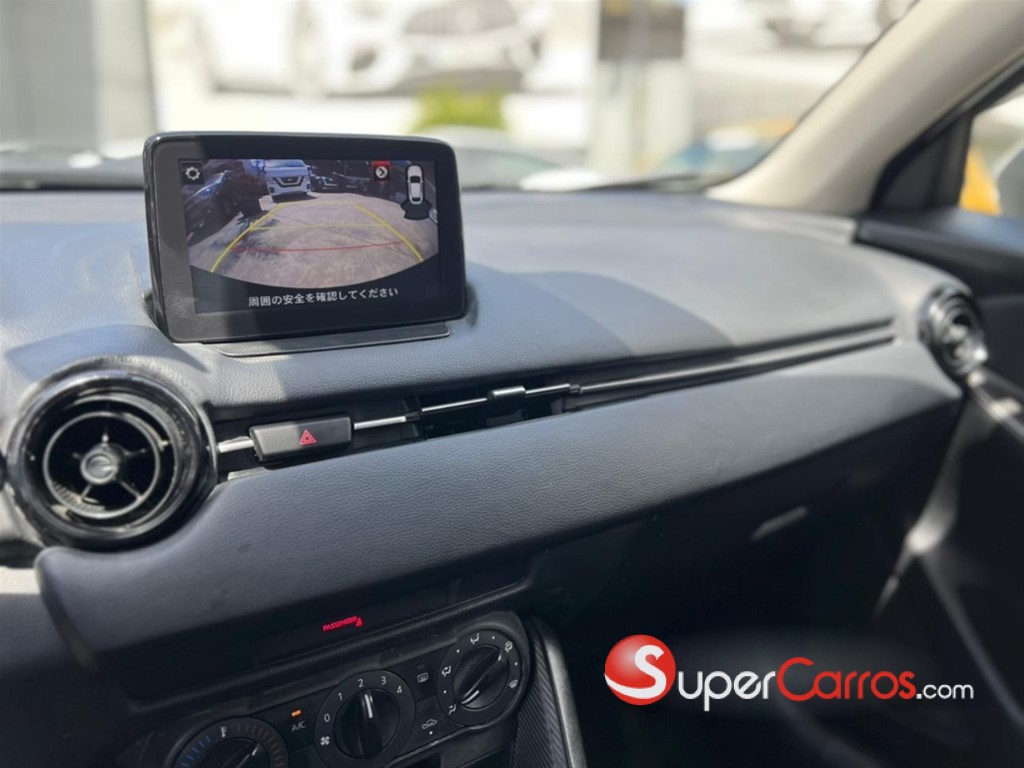 2021 Mazda 2 — foto 12 / 12