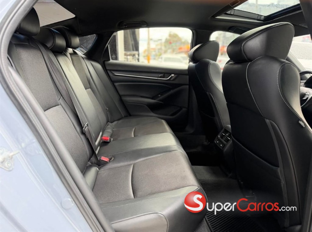 2022 Honda Accord Sport 2.0T — foto 6 / 9