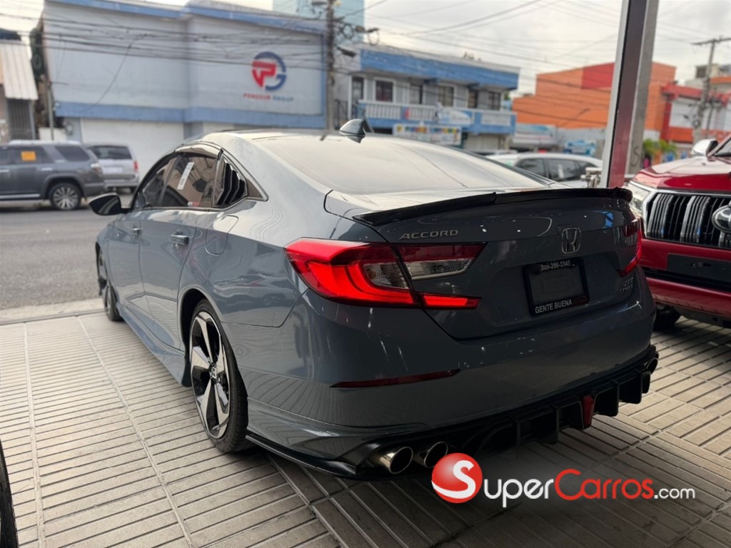 2022 Honda Accord Sport 2.0T — foto 8 / 9