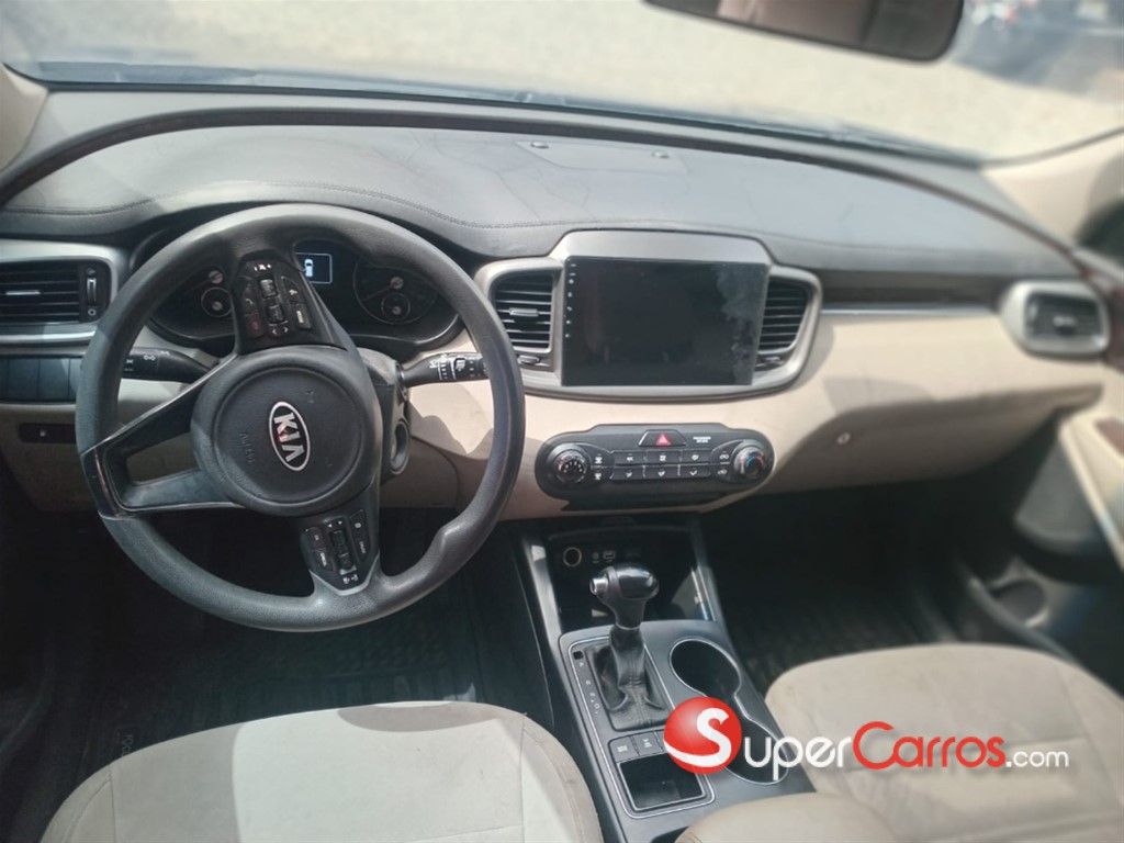 2017 Kia Sorento LX — foto 3 / 7