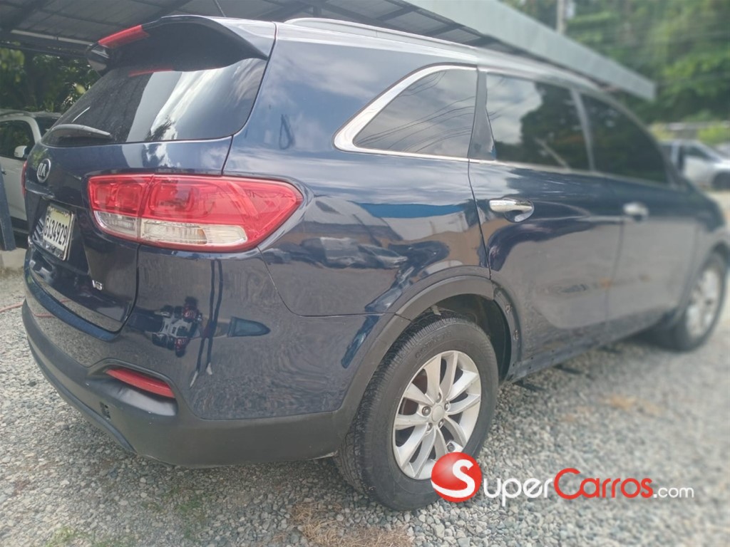 2017 Kia Sorento LX — foto 5 / 7