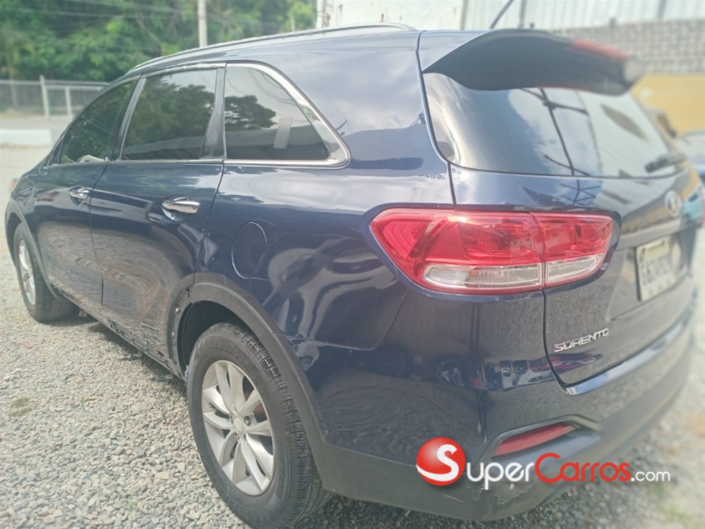 2017 Kia Sorento LX — foto 6 / 7