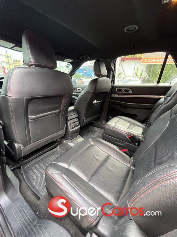 2018 Ford Explorer Sport — foto 5 / 11