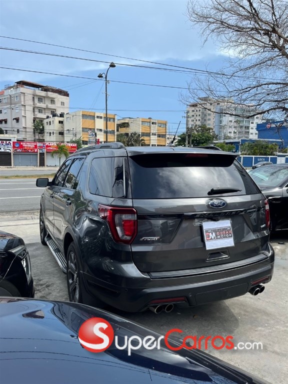 2018 Ford Explorer Sport — foto 10 / 11