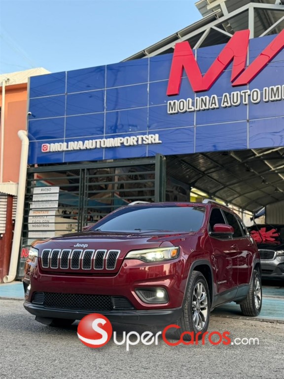 2019 Jeep Cherokee Latitude Plus — foto 1 / 12