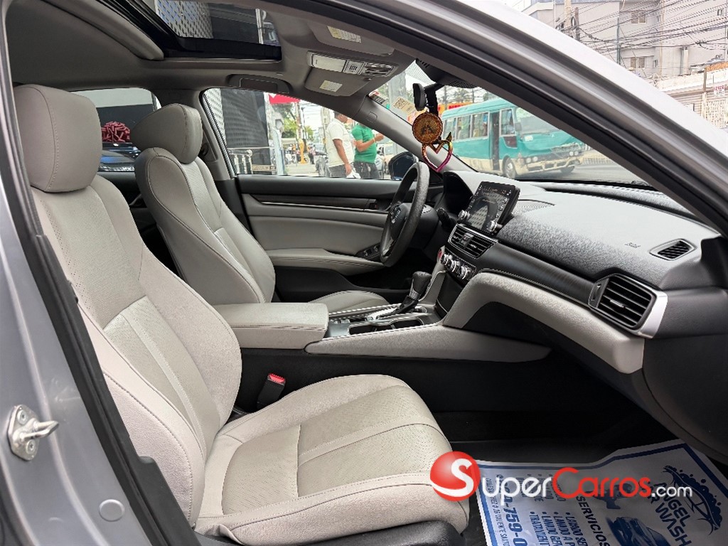 2018 Honda Accord EX — foto 4 / 7