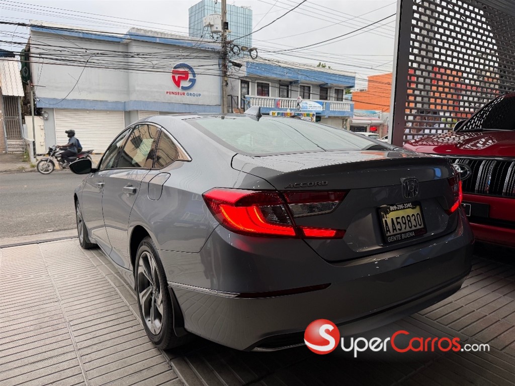 2018 Honda Accord EX — foto 6 / 7
