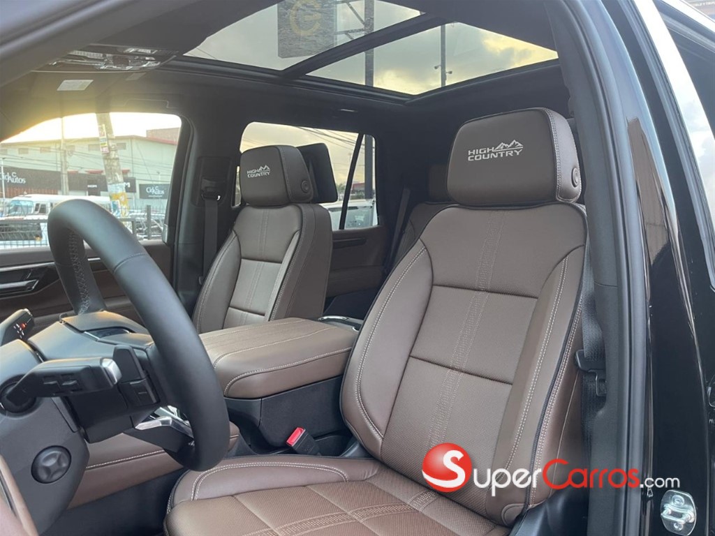 2026 Chevrolet Tahoe Highcountry Duramax — foto 9 / 12