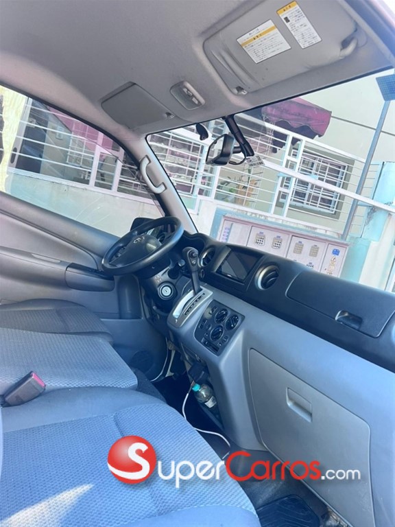 2020 Nissan Caravan — foto 6 / 10