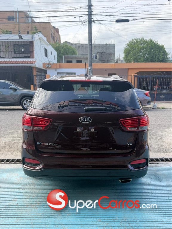 2020 Kia Sorento LX — foto 7 / 11