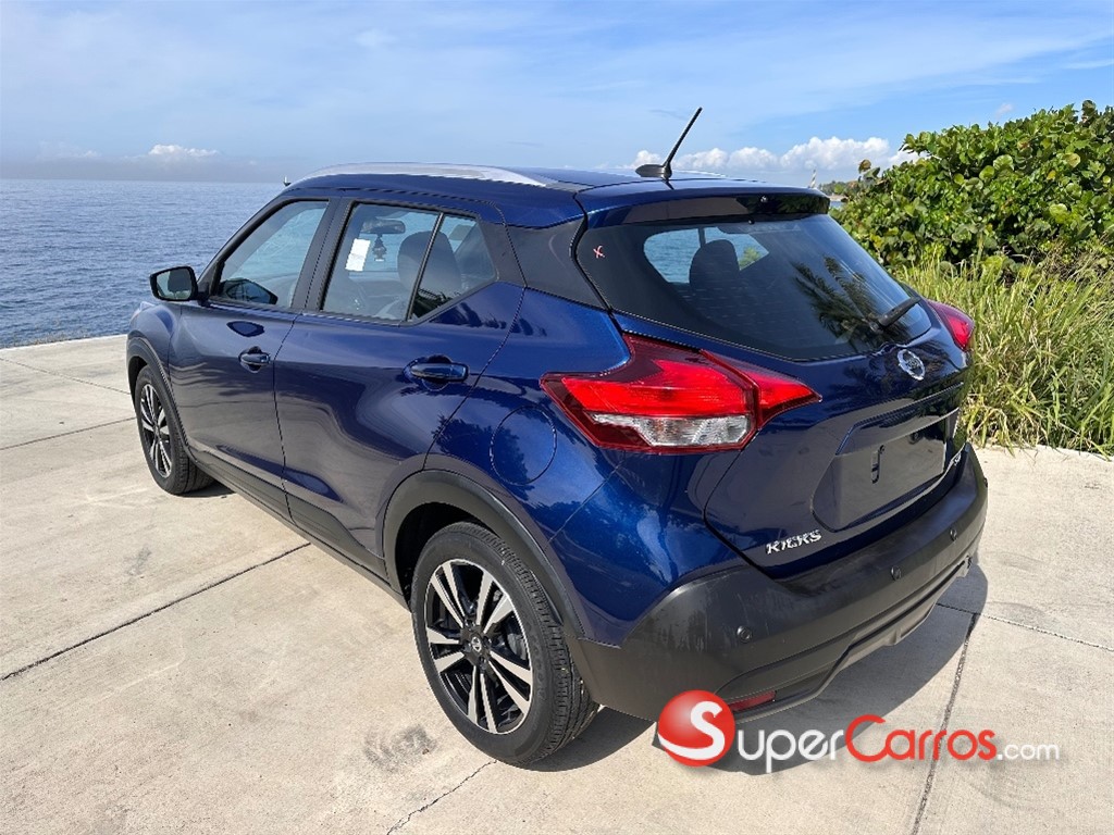 2020 Nissan Kicks SV — foto 3 / 12