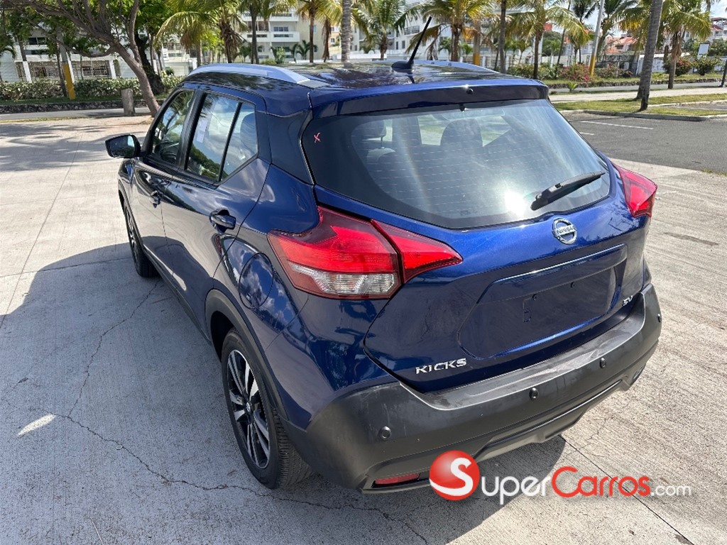 2020 Nissan Kicks SV — foto 8 / 12