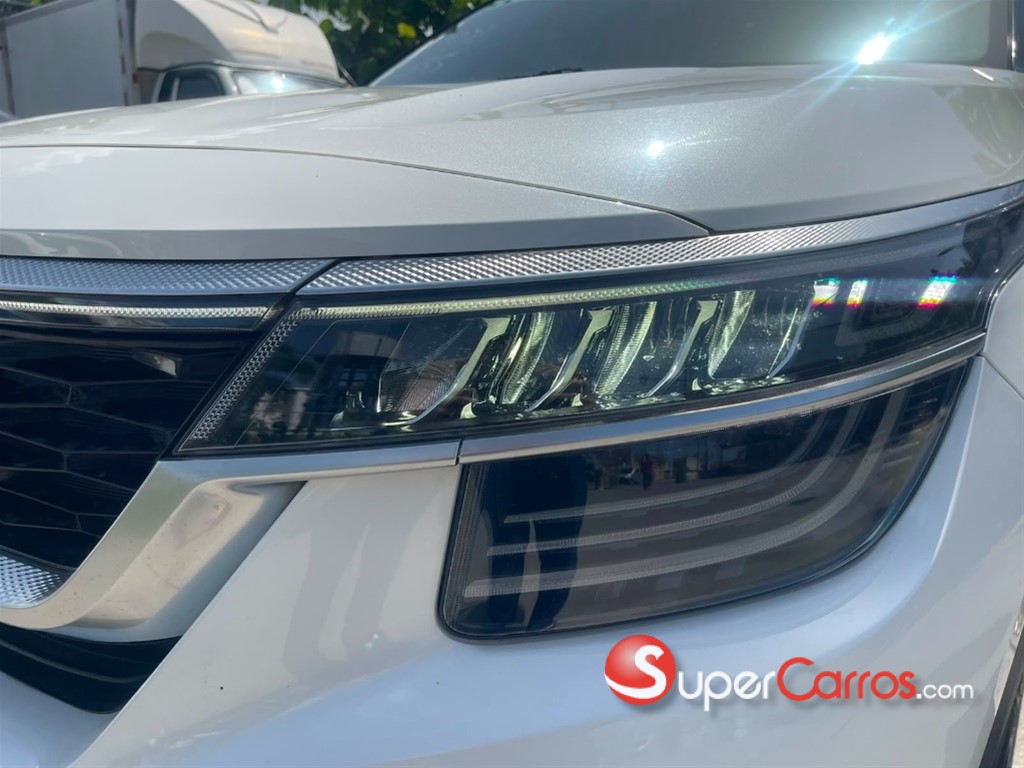 2023 Kia Seltos S — foto 8 / 9