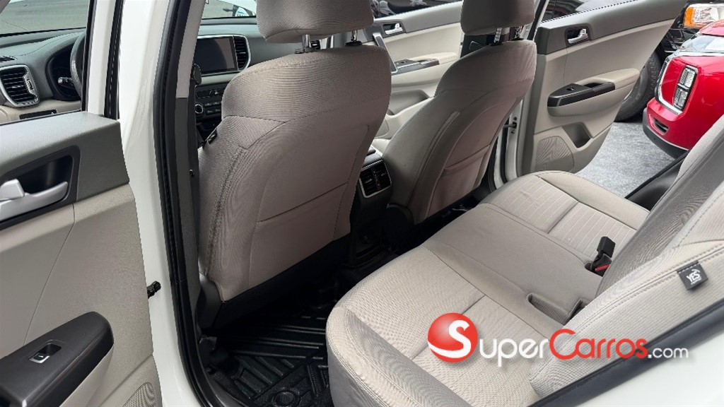 2017 Kia Sportage FE — foto 2 / 12