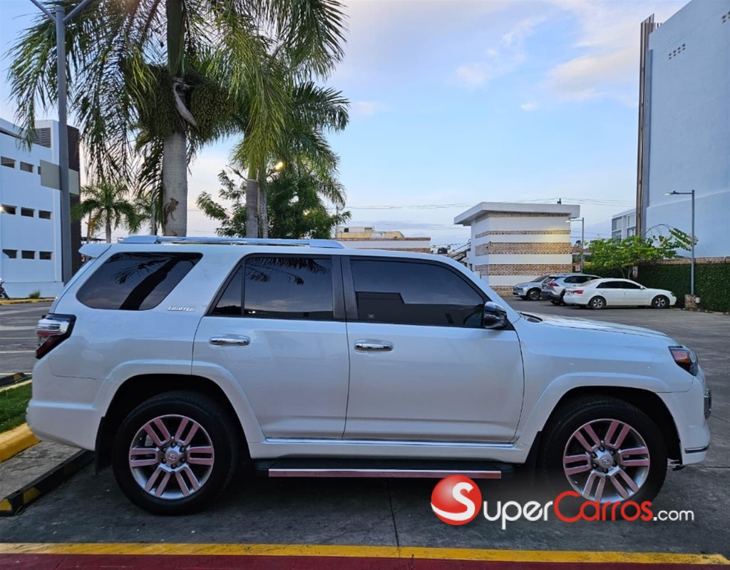 2013 Toyota 4 Runner Limited — foto 5 / 12
