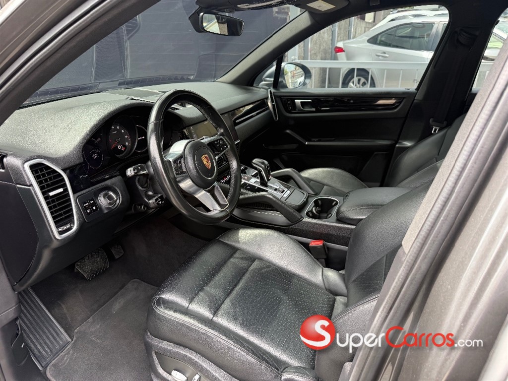 2021 Porsche Cayenne — foto 9 / 12