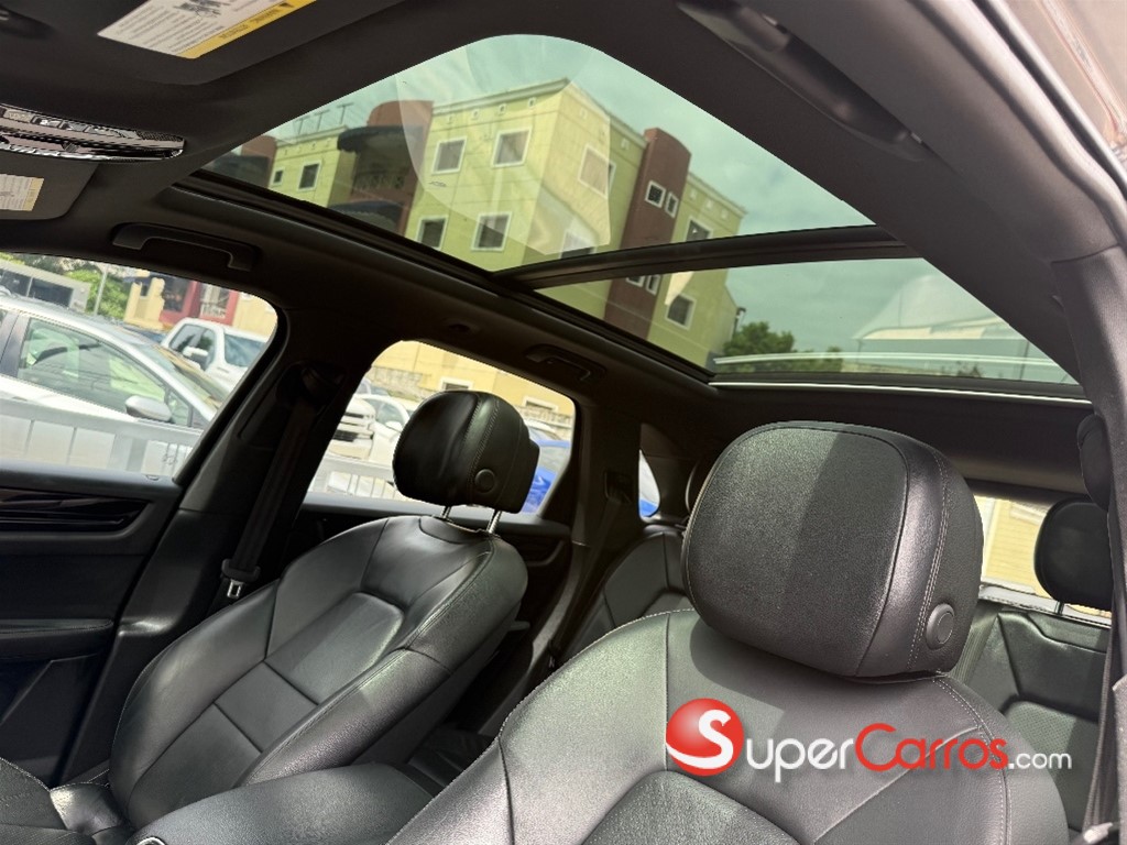 2021 Porsche Cayenne — foto 10 / 12