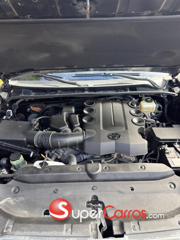 2018 Toyota 4 Runner Limited — foto 4 / 12