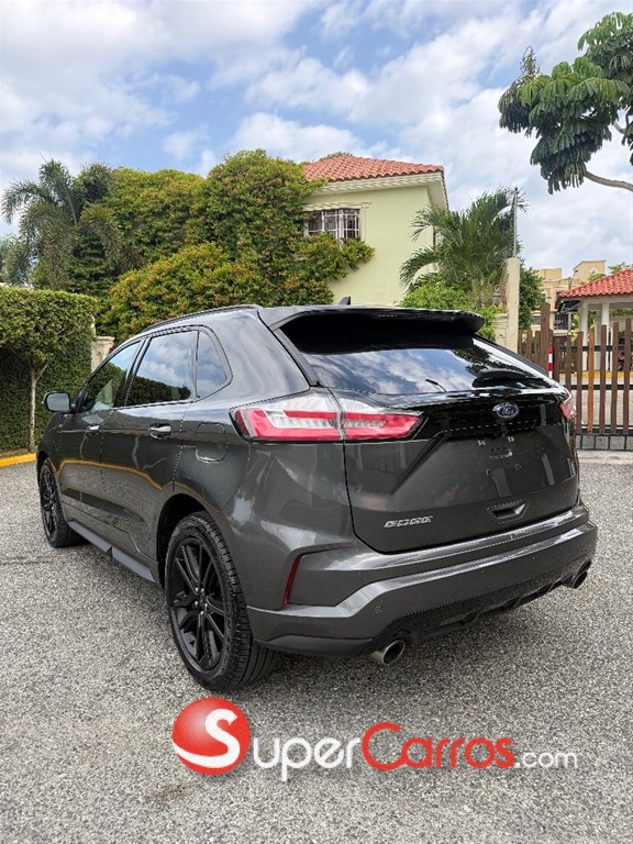 2020 Ford EDGE ST — foto 5 / 10