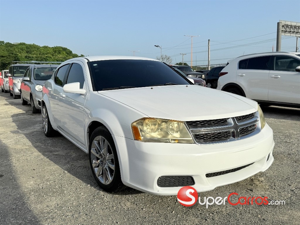 2014 Dodge Avenger — foto 3 / 9