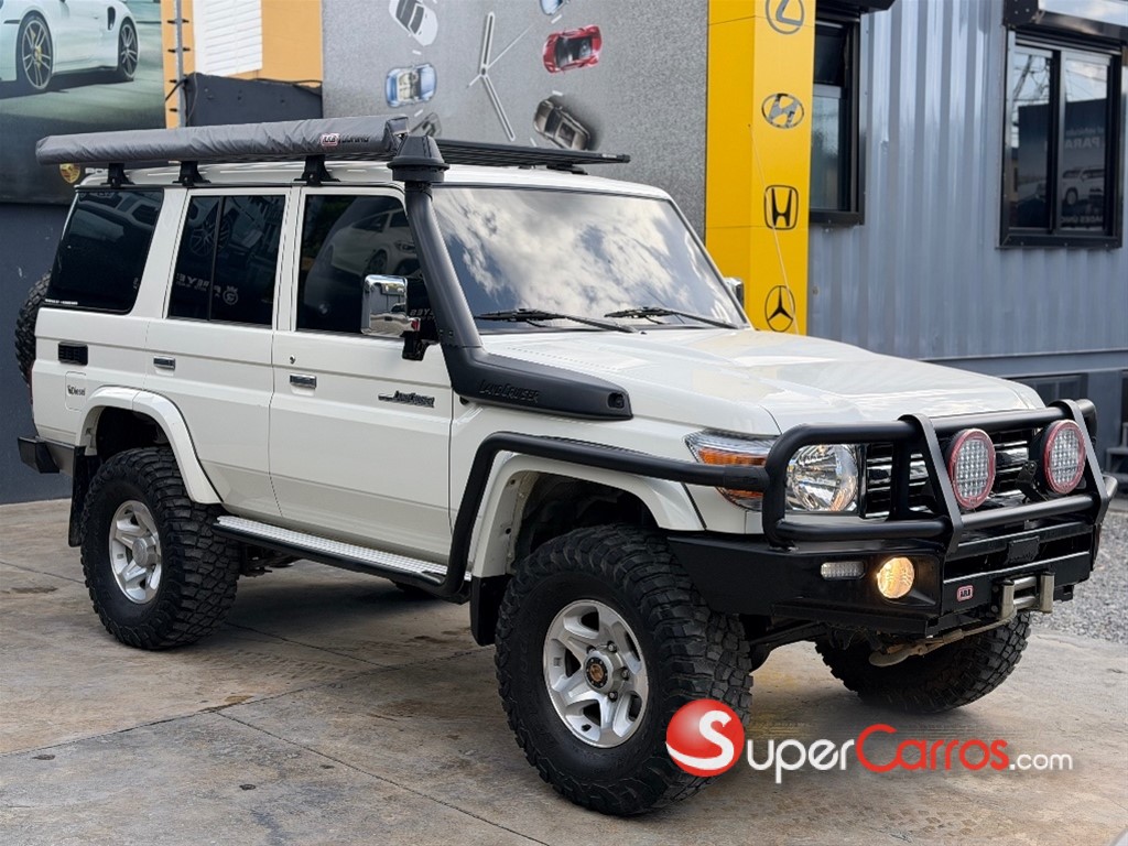 2023 Toyota Land Cruiser Serie 70 — foto 4 / 11