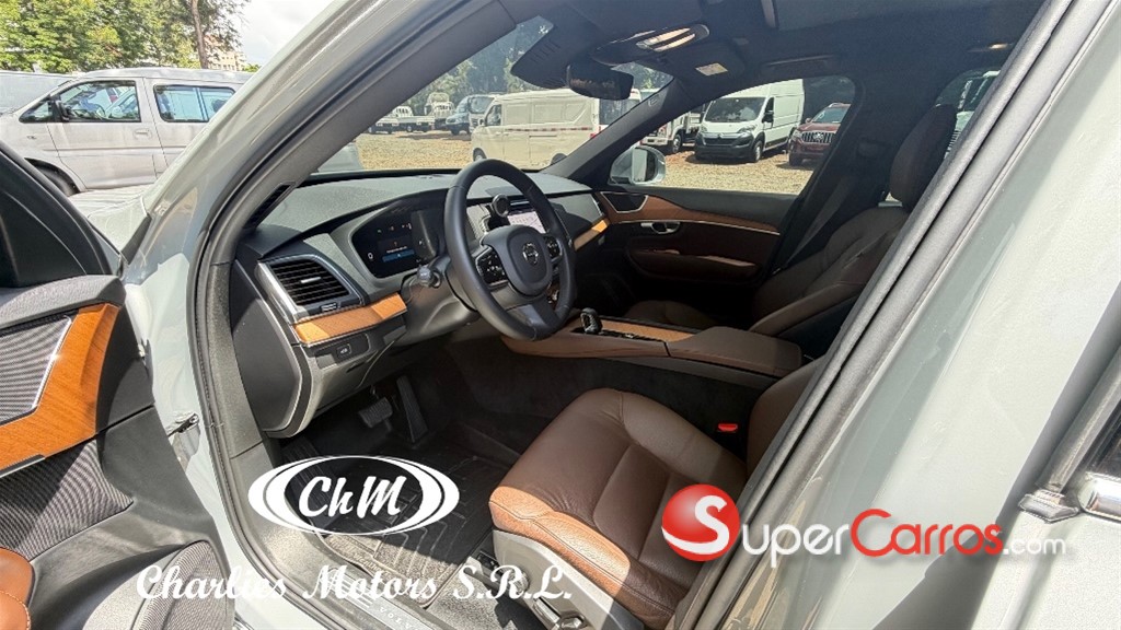 2024 Volvo XC90 B6 Plus — foto 5 / 12
