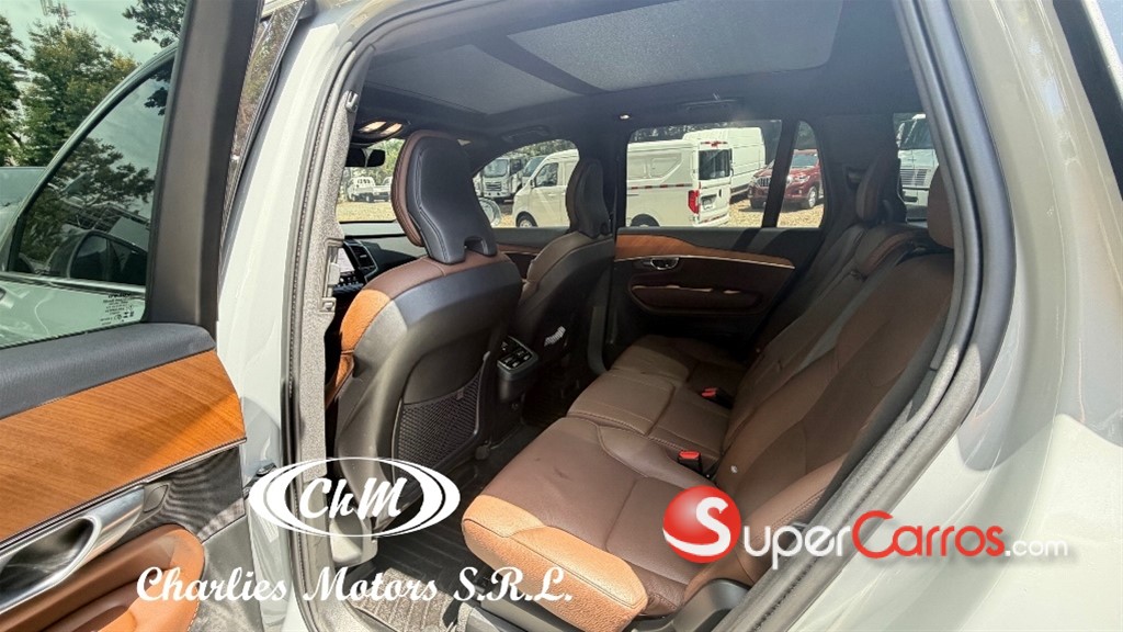 2024 Volvo XC90 B6 Plus — foto 6 / 12