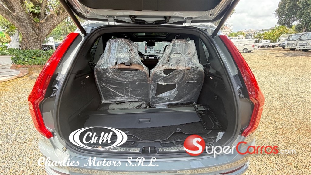 2024 Volvo XC90 B6 Plus — foto 7 / 12