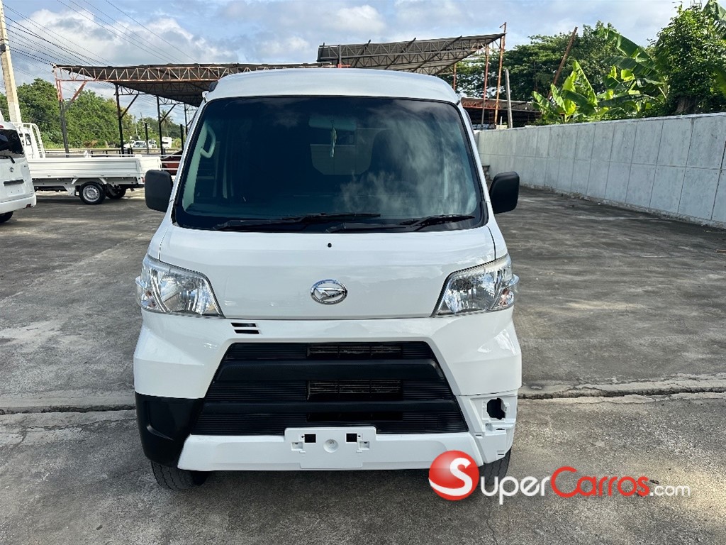 2018 Daihatsu Hijet — foto 2 / 7