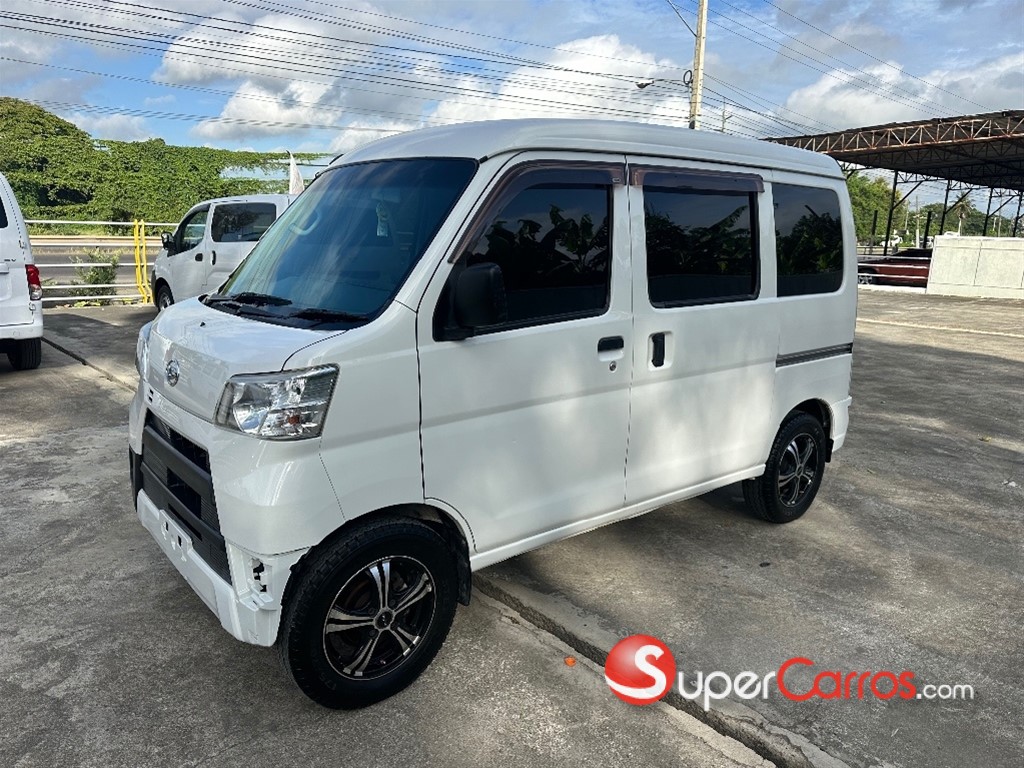 2018 Daihatsu Hijet — foto 3 / 7