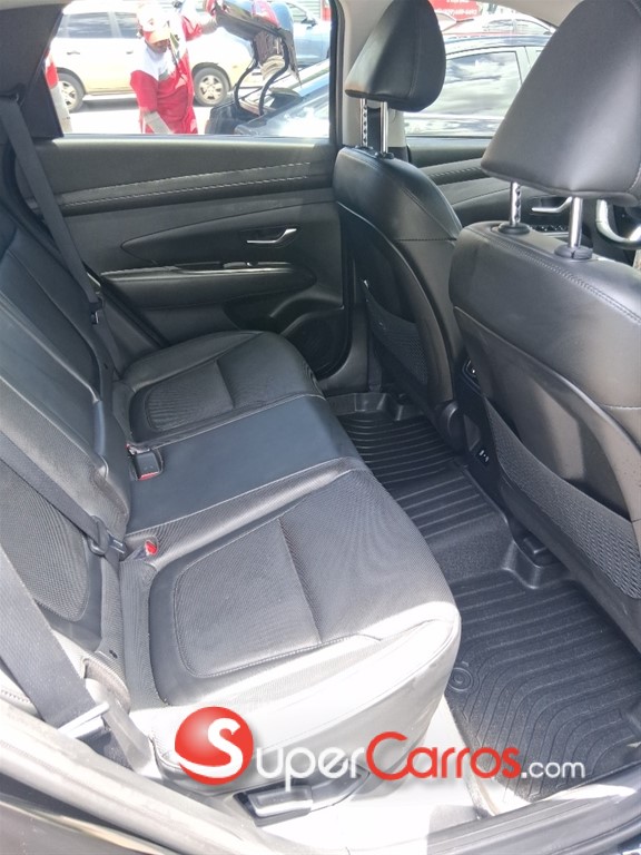 2025 Hyundai Tucson LIMITED — foto 8 / 10