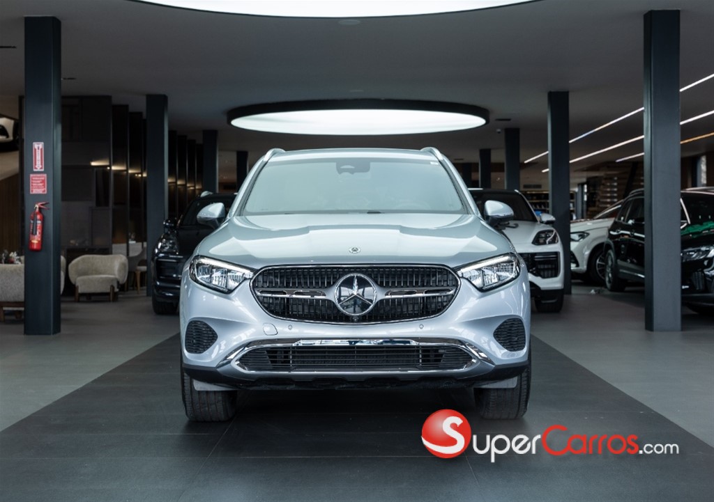 2026 Mercedes-Benz Clase GLC 200 4MATIC — foto 2 / 12