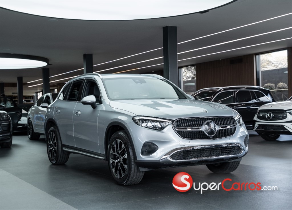 2026 Mercedes-Benz Clase GLC 200 4MATIC — foto 3 / 12