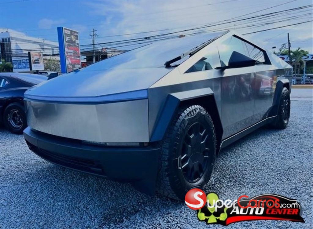 2024 Tesla CyberTruck — foto 9 / 12