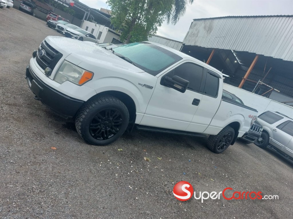 2010 Ford F 150 — foto 6 / 8