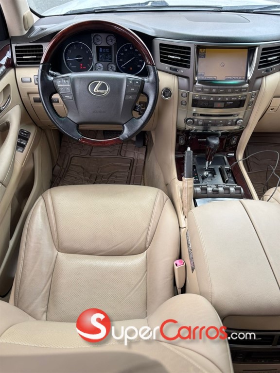 2011 Lexus LX 570 — foto 9 / 12