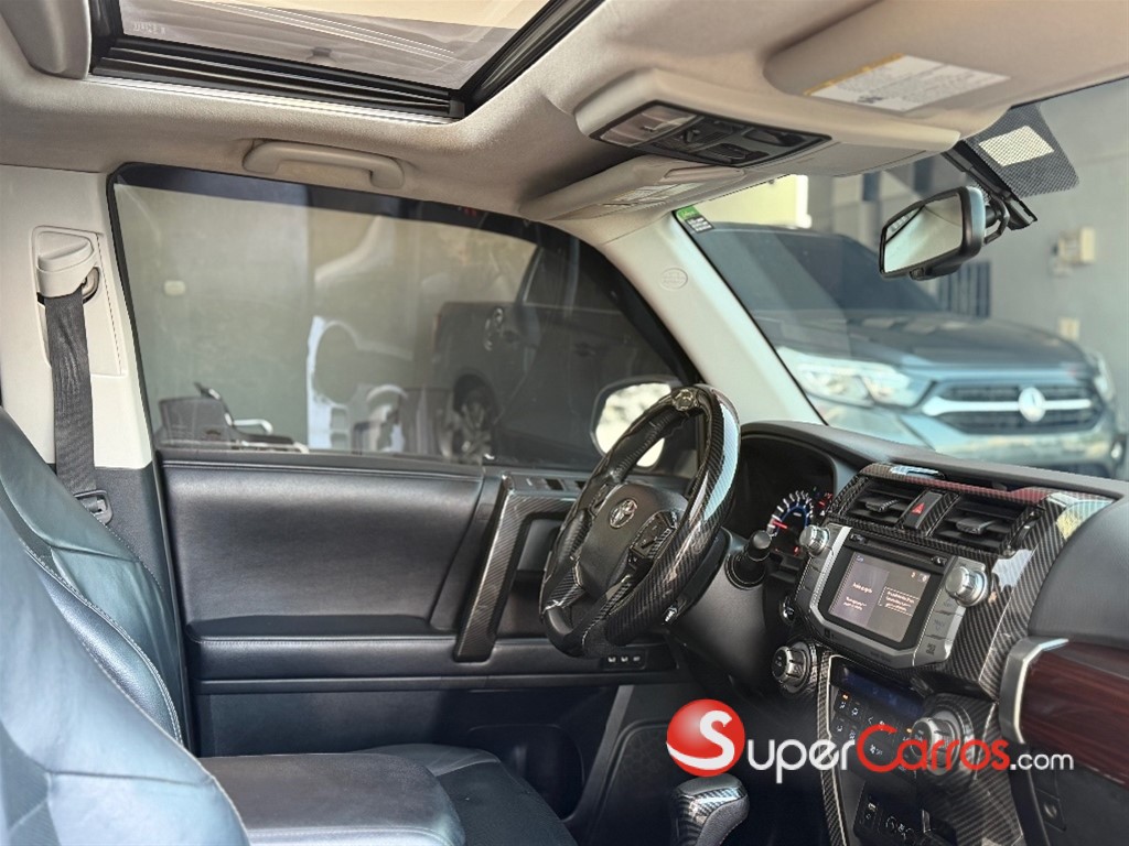 2016 Toyota 4 Runner Limited — foto 6 / 10