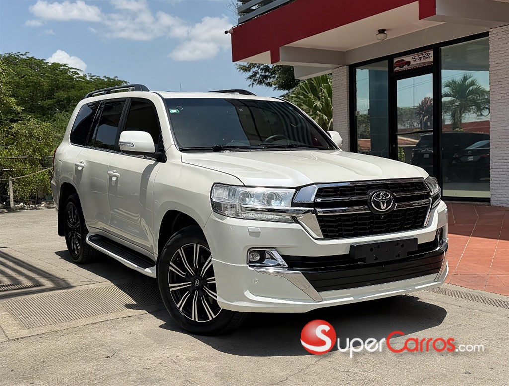 2017 Toyota Land Cruiser 200 VX-R