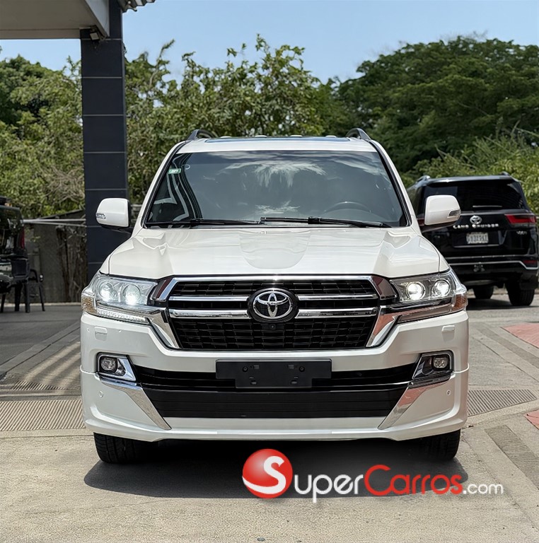2017 Toyota Land Cruiser 200 VX-R — foto 4 / 11