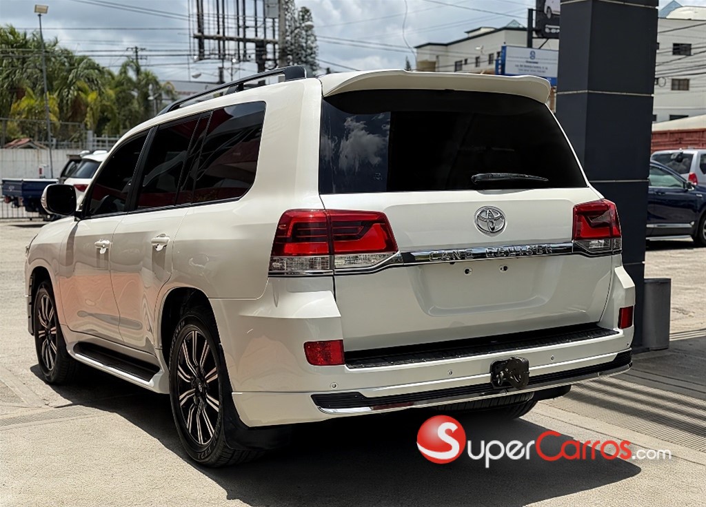 2017 Toyota Land Cruiser 200 VX-R — foto 6 / 11