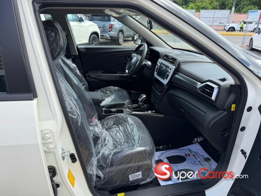 2027 KGM Tivoli SPORT — foto 8 / 9