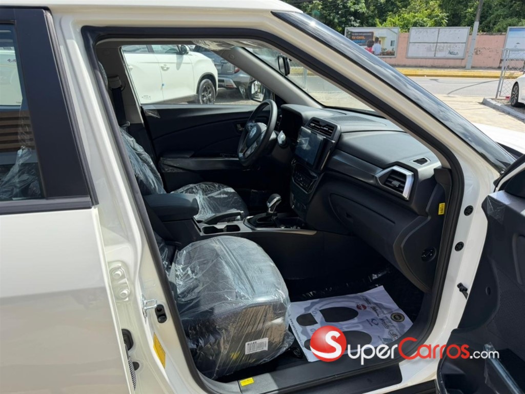 2027 KGM Tivoli LE — foto 8 / 9
