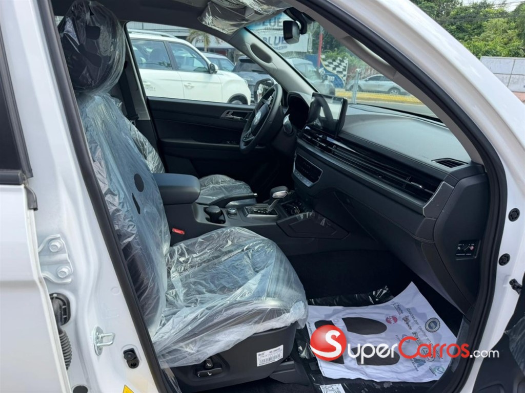 2026 KGM Musso Limited — foto 6 / 9