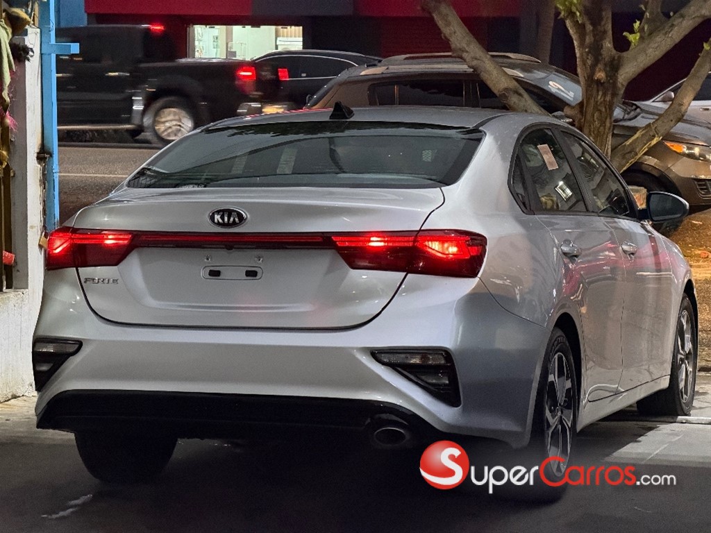 2020 Kia Forte — foto 6 / 7
