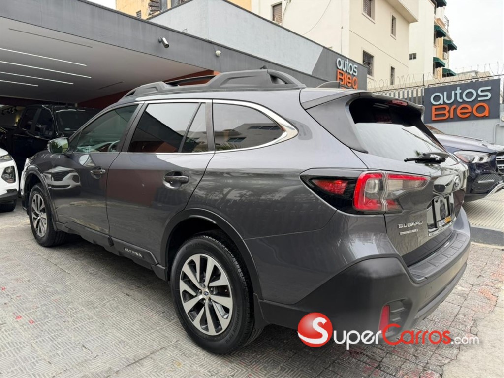 2020 Subaru Outback Premium — foto 10 / 12